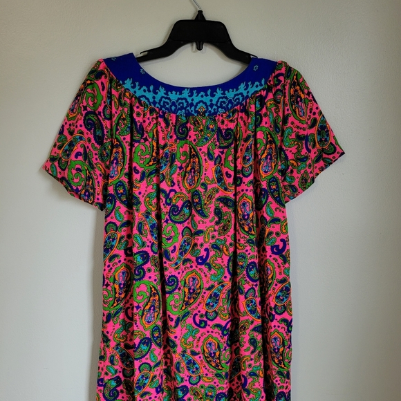 Vintage Neon Paisley House Dress - Picture 6 of 8